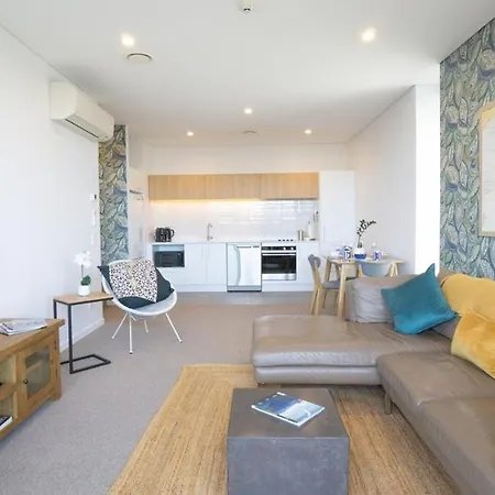 Superb Modern Warm 2 Bedroom Smart 49